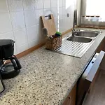 Tdy Tla Housing & Guest Apartament